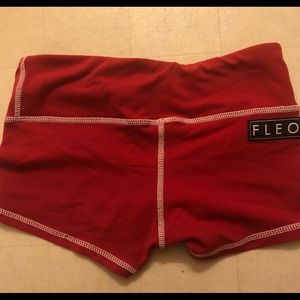 Fleos size small